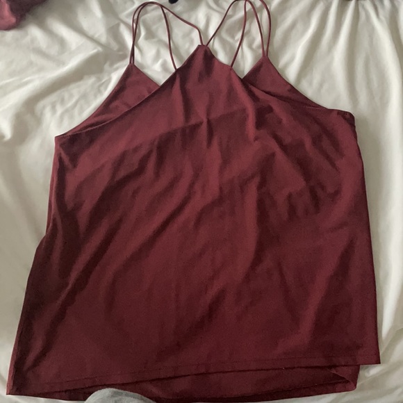 Tank top 🌺 - Picture 2 of 2